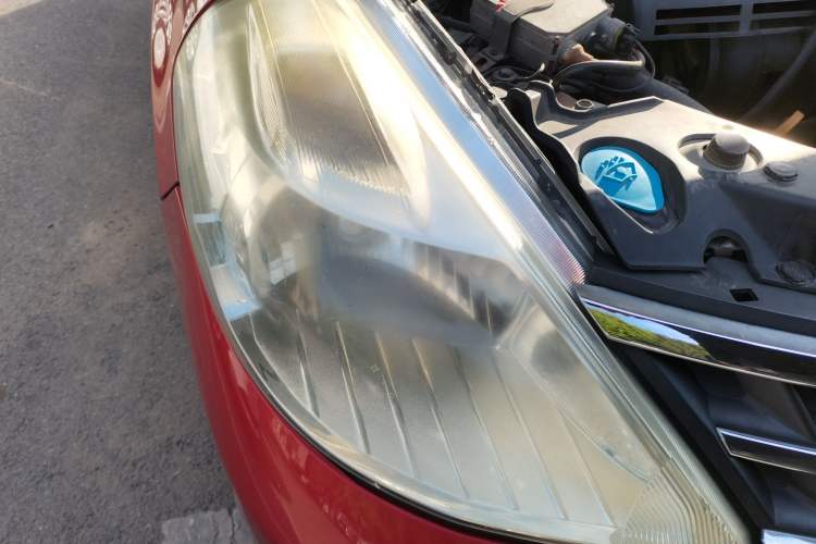 Used Nissan Tiida 2008 1.6L Manual Fashion Model Right Front Headlight