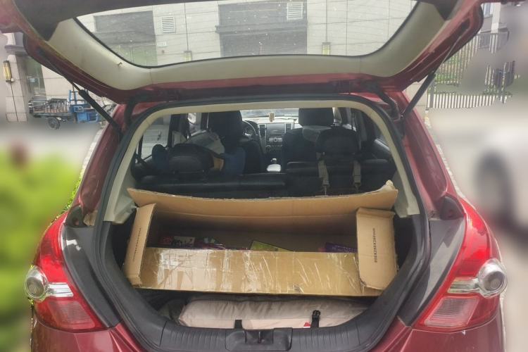 Used Nissan Tiida 2008 1.6L Automatic Smart Version Trunk