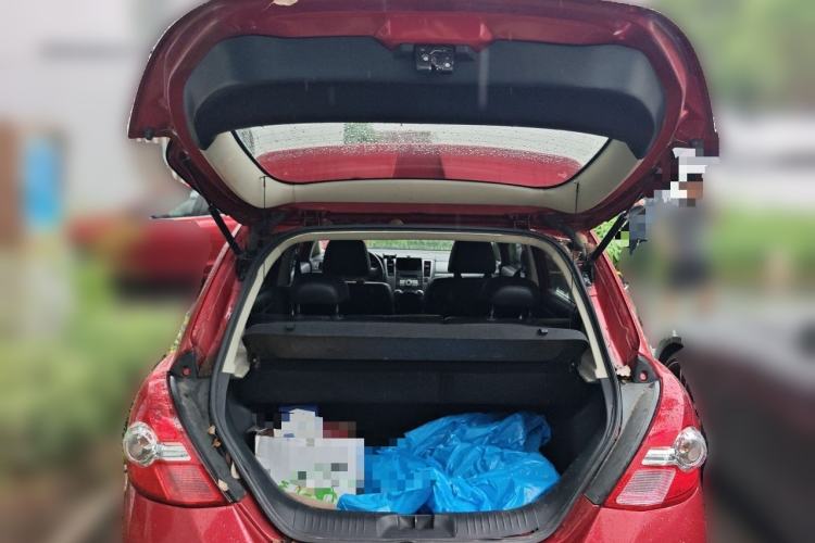 Used Nissan Tiida 2008 1.6L Automatic Smart Version Trunk
