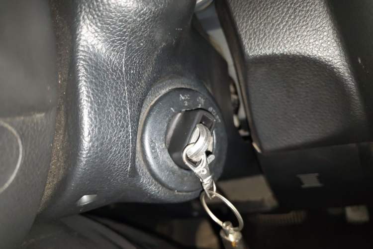 Used Nissan Tiida 2008 1.6L Automatic Smart Version Vehicle Key