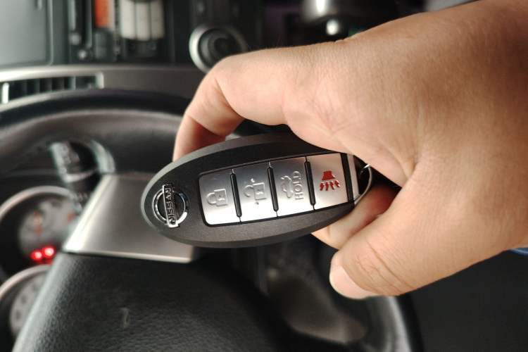 Used Nissan Tiida 2008 1.6L Automatic Smart Version Vehicle Key