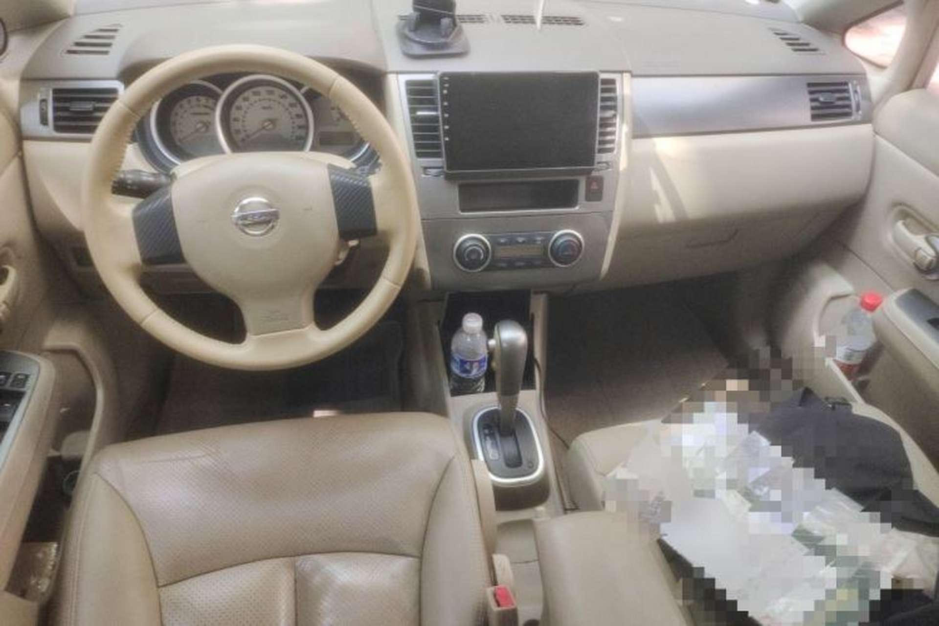 Used Nissan Tiida 2008 1.6L Automatic Smart Version Center Console