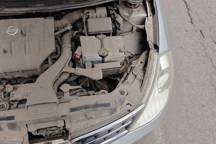 Used Nissan Tiida 2008 1.6L Automatic Smart Version Engine Bay Left