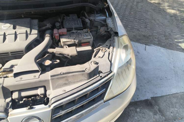 Used Nissan Tiida 2008 1.6L Automatic Fashion Edition Engine Bay Left