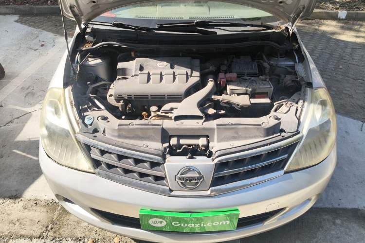Used Nissan Tiida 2008 1.6L Automatic Fashion Edition Engine Bay