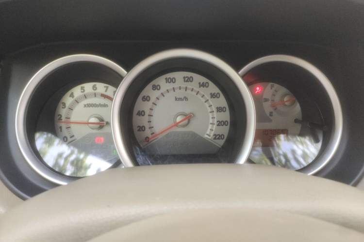 Used Nissan Tiida 2008 1.6L Automatic Smart Version Instrument Cluster