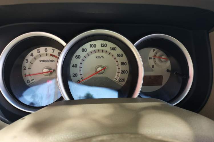 Used Nissan Tiida 2008 1.6L Automatic Fashion Edition Instrument Cluster