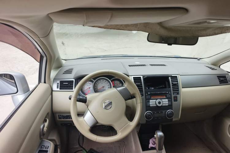 Used Nissan Tiida 2008 1.6L Automatic Smart Version Steering Wheel