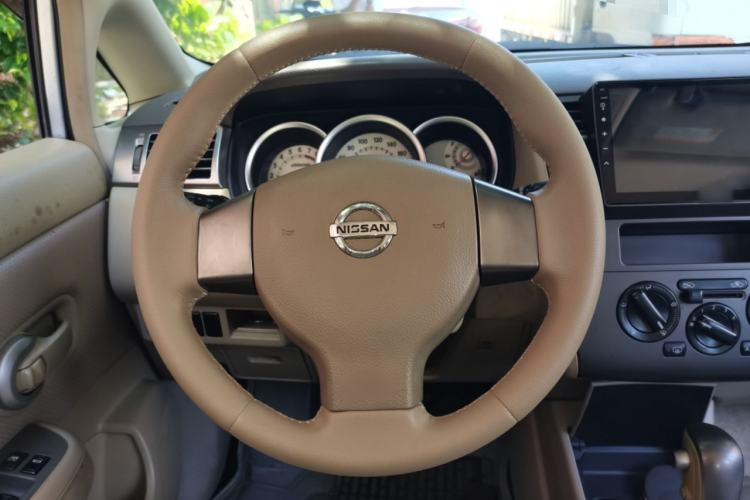 Used Nissan Tiida 2008 1.6L Automatic Fashion Edition Steering Wheel