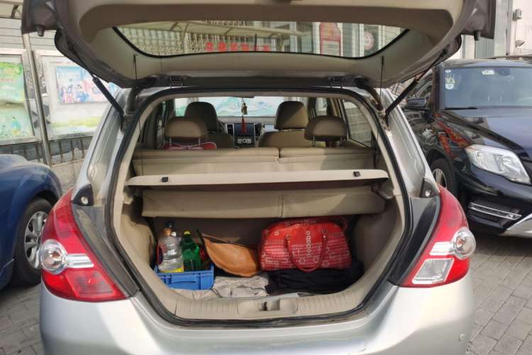 Used Nissan Tiida 2008 1.6L Automatic Smart Version Trunk