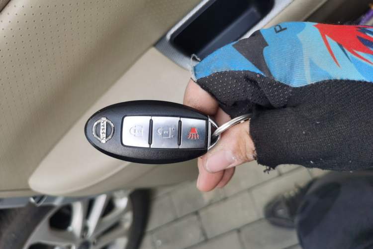 Used Nissan Tiida 2008 1.6L Automatic Smart Version Vehicle Key