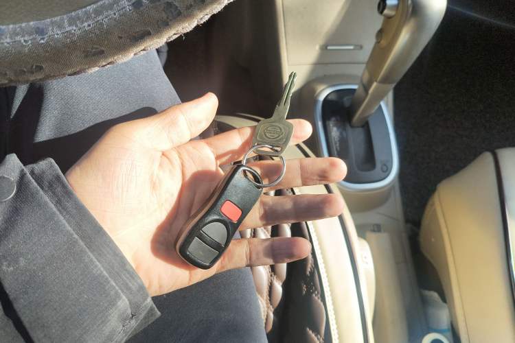 Used Nissan Tiida 2008 1.6L Automatic Fashion Edition Vehicle Key
