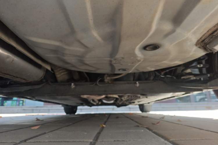 Used Nissan Tiida 2008 1.6L Automatic Smart Version Chassis Rear