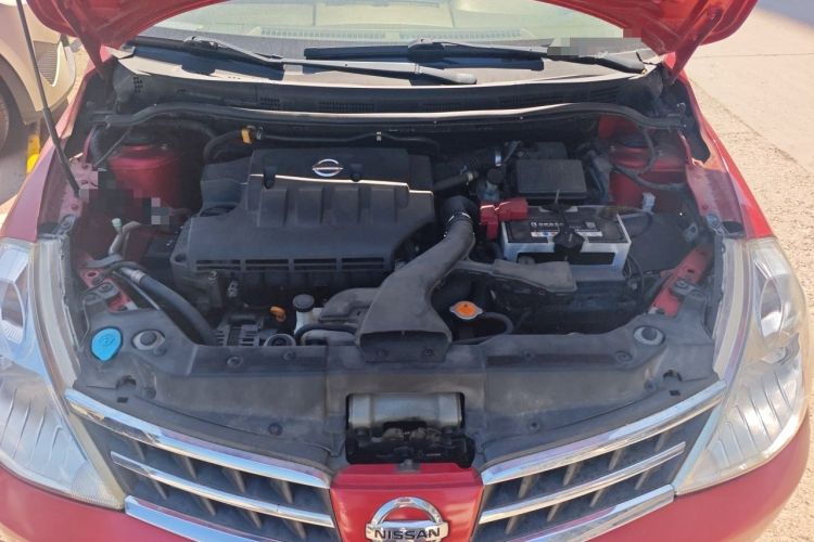 Used Nissan Tiida 2008 1.6L Automatic Fashion Edition Engine Bay