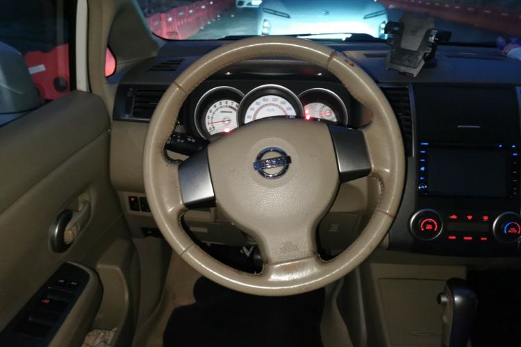 Used Nissan Tiida 2008 1.6L Automatic Smart Version Steering Wheel