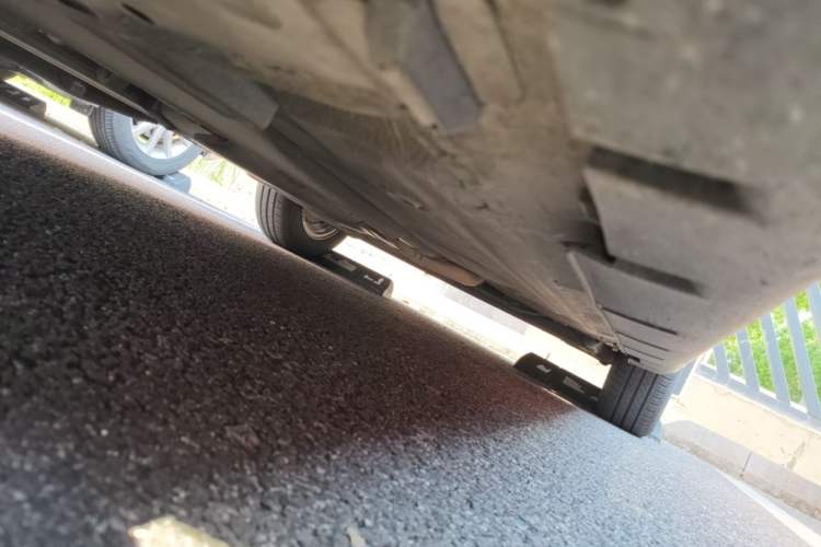 Used Nissan Tiida 2008 1.6L Automatic Fashion Edition Chassis Front Left