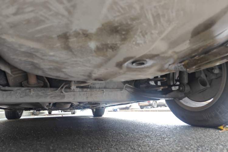 Used Nissan Tiida 2008 1.6L Automatic Smart Version Chassis Rear