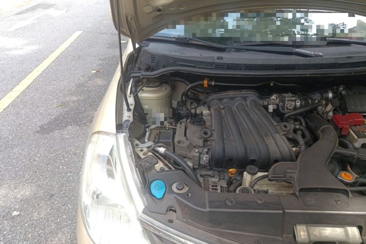 Used Nissan Tiida 2008 1.6L Automatic Smart Version Engine Bay Right