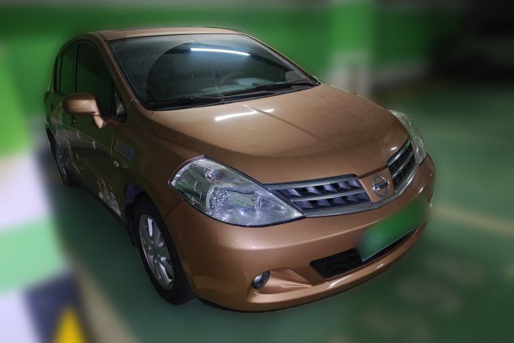 Used Nissan Tiida 2008 1.6L Manual Smart Version Front Right 45 Deg