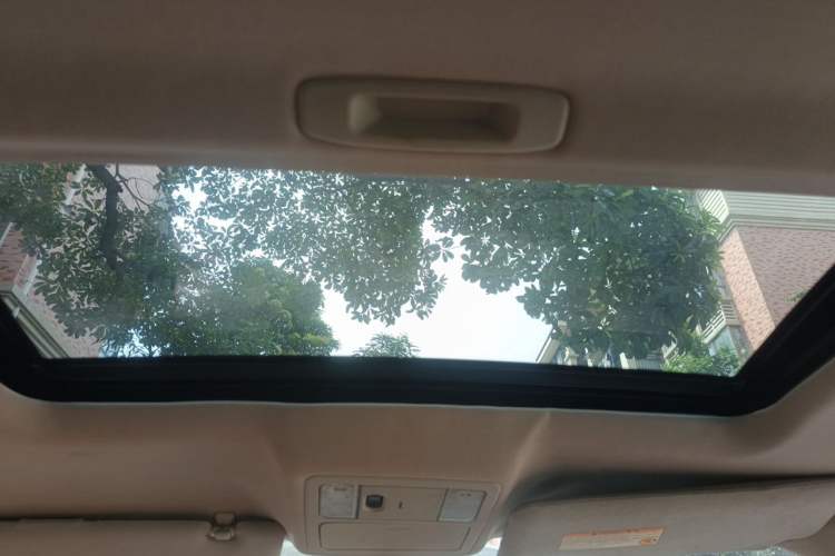 Used Nissan Tiida 2008 1.6L Automatic Smart Version Headliner