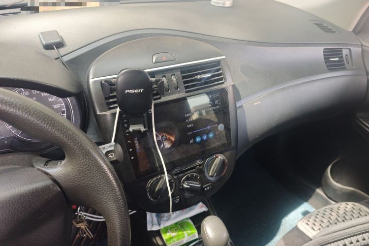 Used Nissan Tiida 2011 1.6L CVT Comfort Model Audio And AC Panel