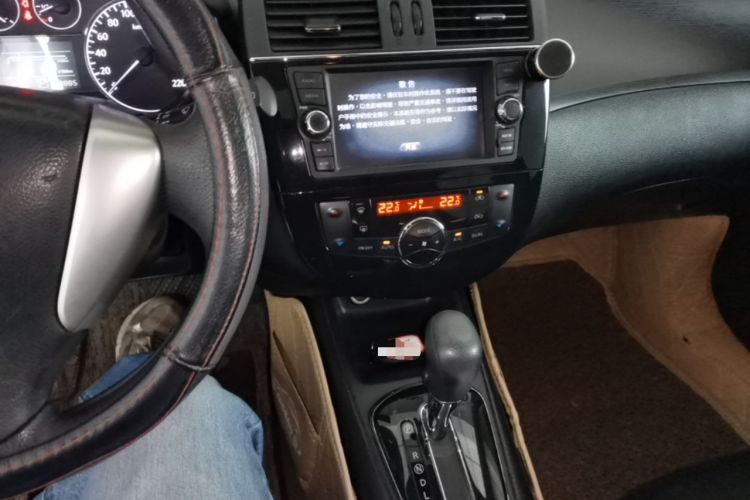 Used Nissan Tiida 2011 1.6L CVT Smart Version Audio And AC Panel