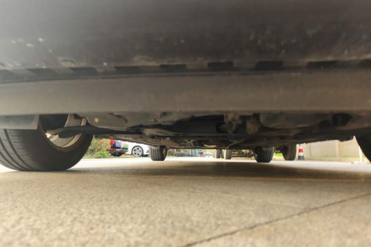 Used Nissan Tiida 2011 1.6L CVT Smart Version Chassis Front