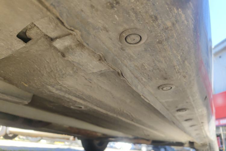 Used Nissan Tiida 2011 1.6L CVT Smart Version Chassis Front Left