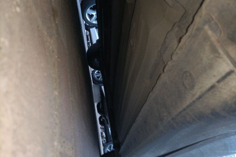 Used Nissan Tiida 2011 1.6L Manual Comfort Edition Chassis Front Left