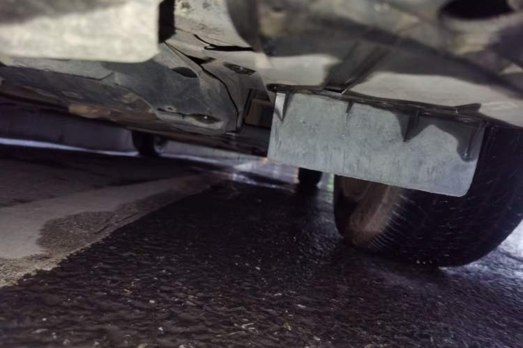 Used Nissan Tiida 2011 1.6L CVT Comfort Model Chassis Front Left