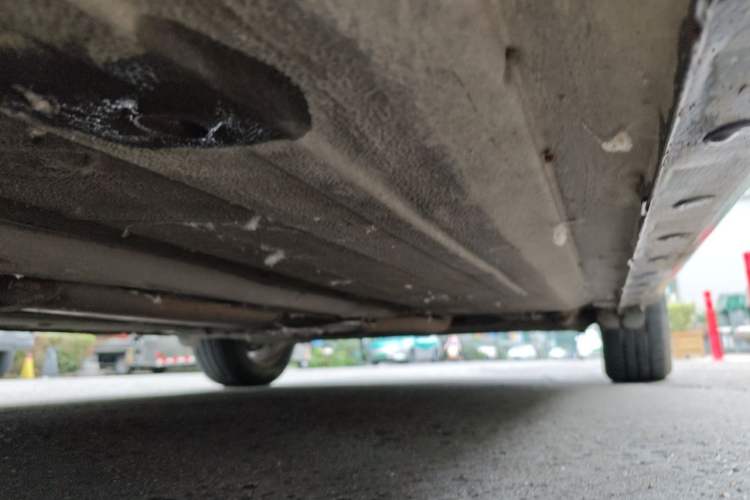 Used Nissan Tiida 2011 1.6L Manual Comfort Edition Chassis Front Left