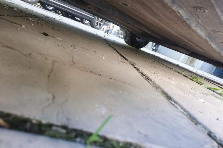 Used Nissan Tiida 2011 1.6L CVT Smart Version Chassis Front Left