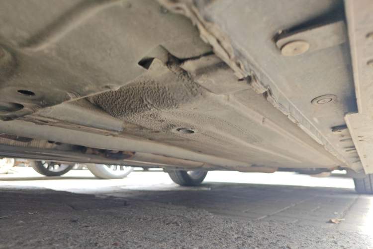 Used Nissan Tiida 2011 1.6T Manual Xuan Dong Edition Chassis Front Left