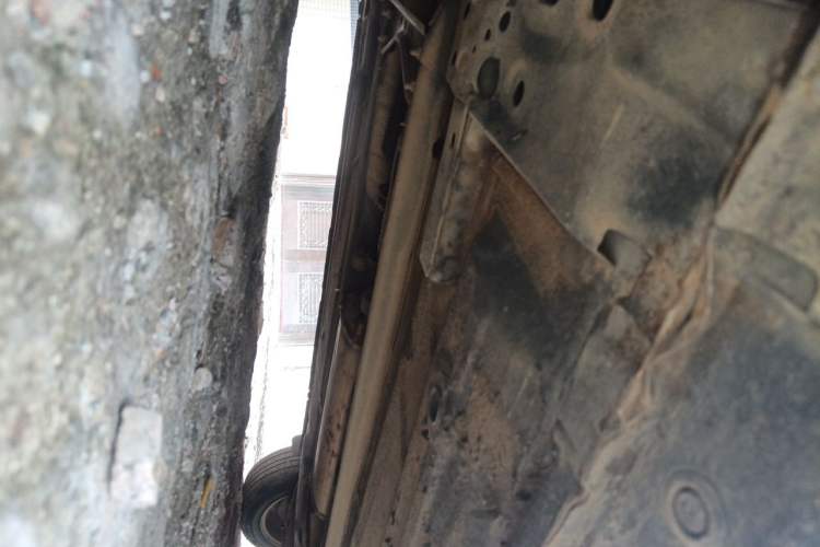 Used Nissan Tiida 2011 1.6L CVT Comfort Model Chassis Front Left