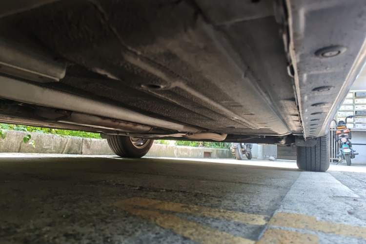Used Nissan Tiida 2011 1.6L CVT Comfort Model Chassis Front Left