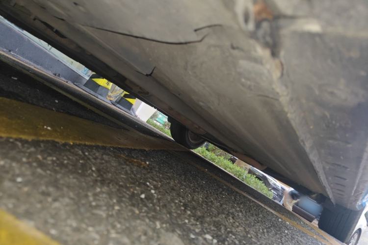 Used Nissan Tiida 2011 1.6L CVT Smart Version Chassis Front Left