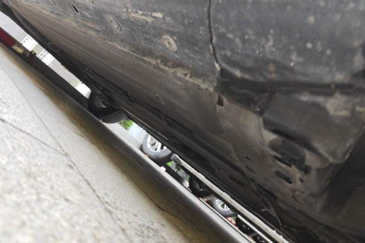 Used Nissan Tiida 2011 1.6L CVT Smart Version Chassis Front Right