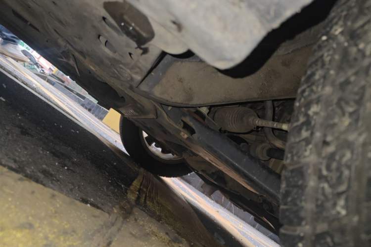 Used Nissan Tiida 2011 1.6L CVT Smart Version Chassis Front Right