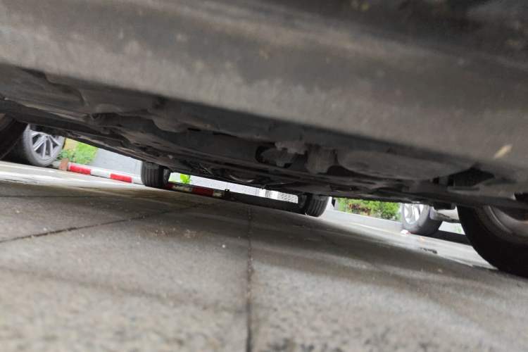 Used Nissan Tiida 2011 1.6L CVT Smart Version Chassis Front
