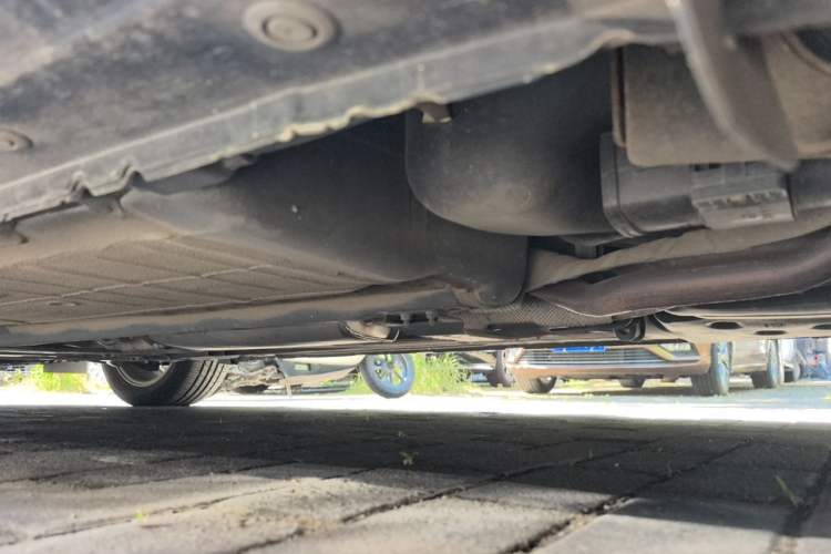 Used Nissan Tiida 2011 1.6L CVT Smart Version Chassis Rear Left