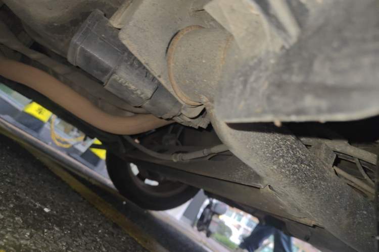 Used Nissan Tiida 2011 1.6L CVT Smart Version Chassis Rear Left