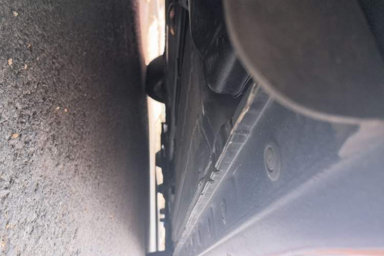 Used Nissan Tiida 2011 1.6L CVT Smart Version Chassis Rear Right