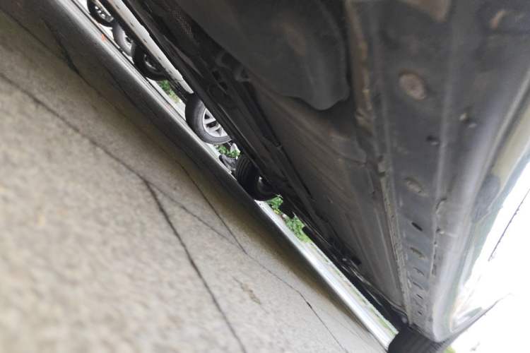 Used Nissan Tiida 2011 1.6L CVT Smart Version Chassis Rear Right
