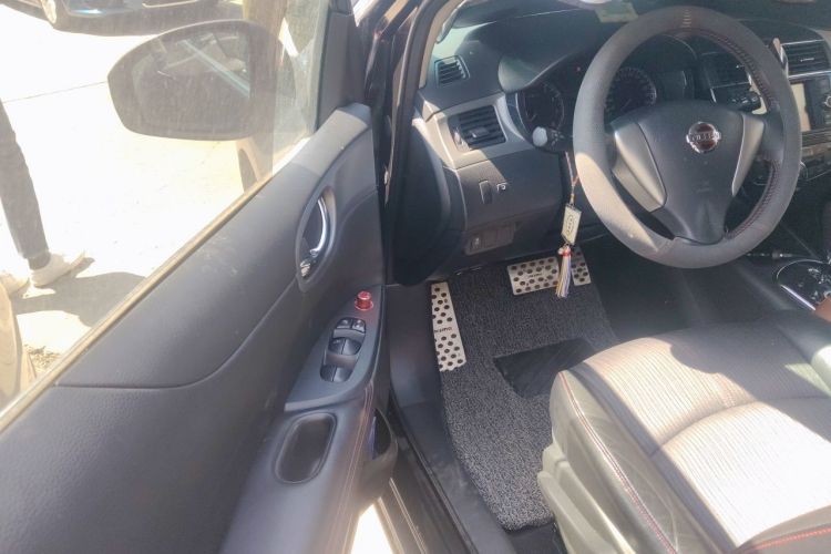 Used Nissan Tiida 2011 1.6T M-CVT Cool Edition Driver Seat