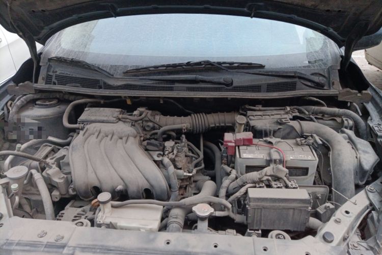 Used Nissan Tiida 2011 1.6L Manual Comfort Edition Engine Bay