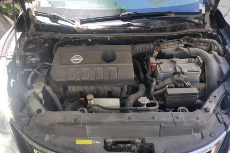 Used Nissan Tiida 2011 1.6L CVT Smart Version Engine Bay