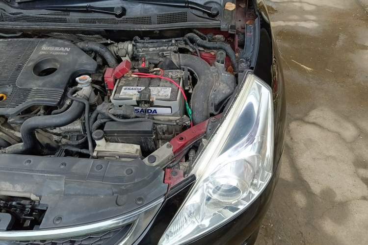 Used Nissan Tiida 2011 1.6T Manual Xuan Dong Edition Engine Bay Left