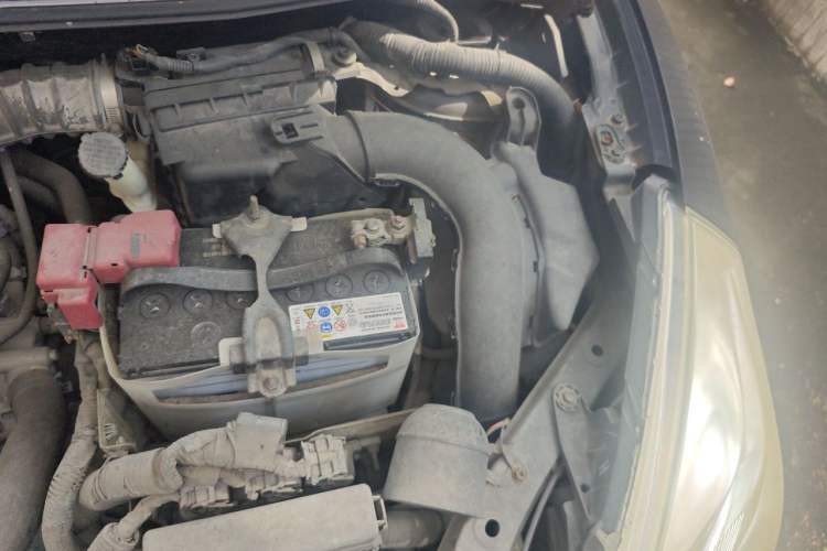 Used Nissan Tiida 2011 1.6L CVT Comfort Model Engine Bay Left