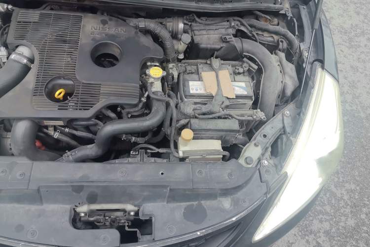Used Nissan Tiida 2011 1.6T Manual Xuan Dong Edition Engine Bay Left