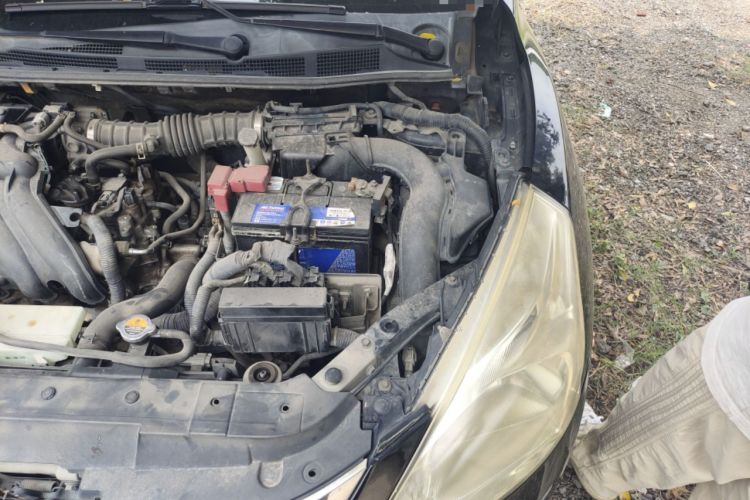 Used Nissan Tiida 2011 1.6L CVT Comfort Model Engine Bay Left